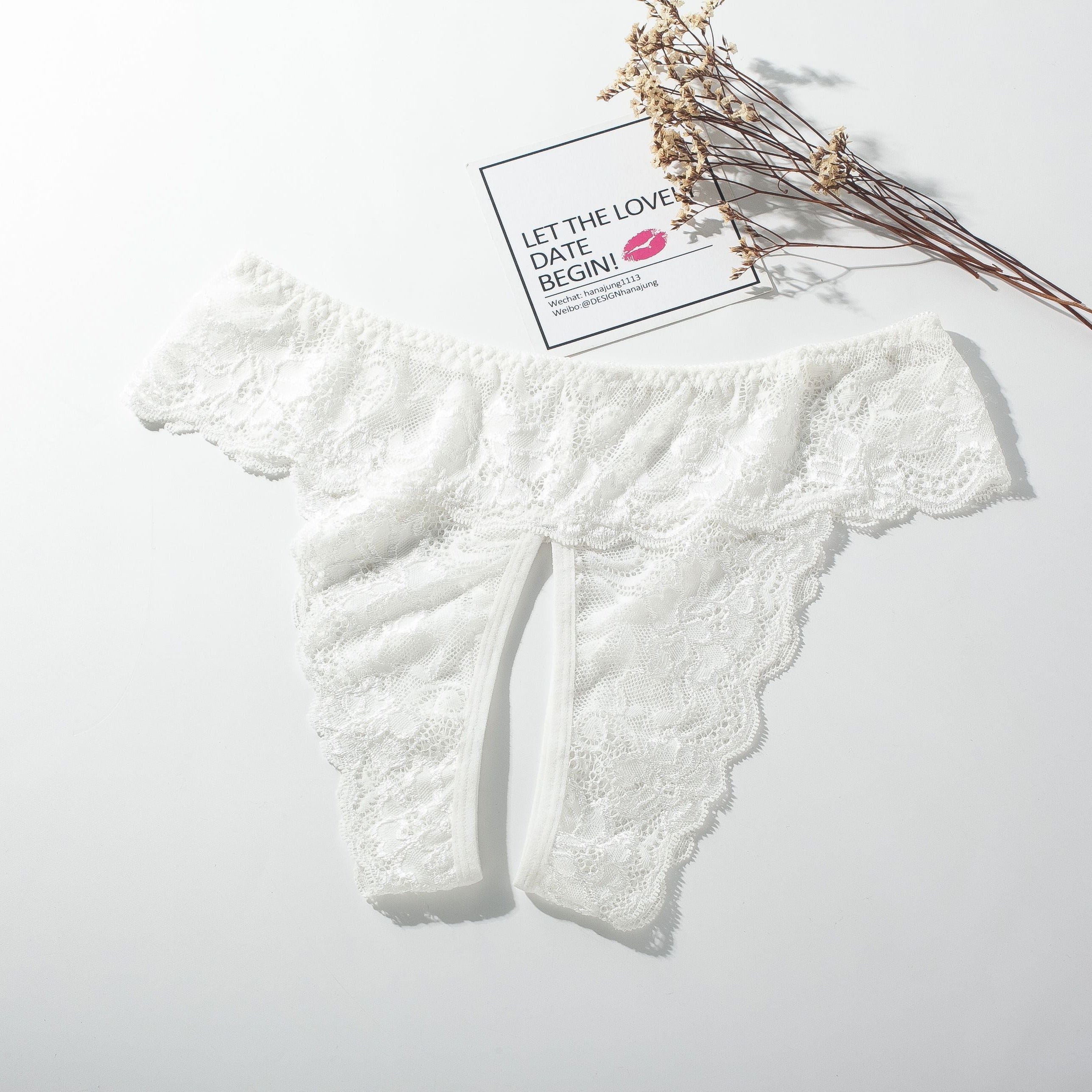 High-Rise Lace Crotchless Panties 5009