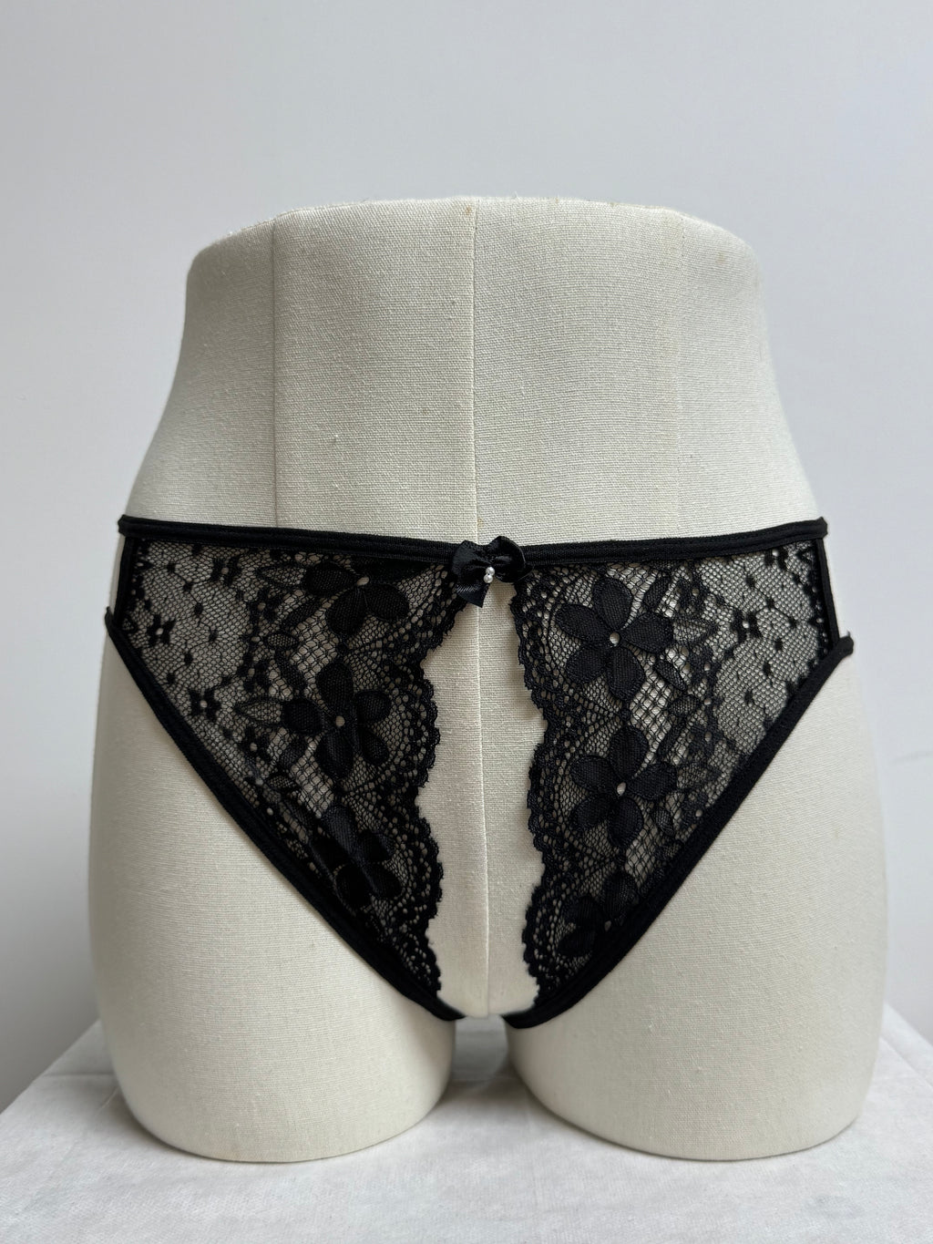 Lace High-Rise Crotchless with Bow Detail Panties 301